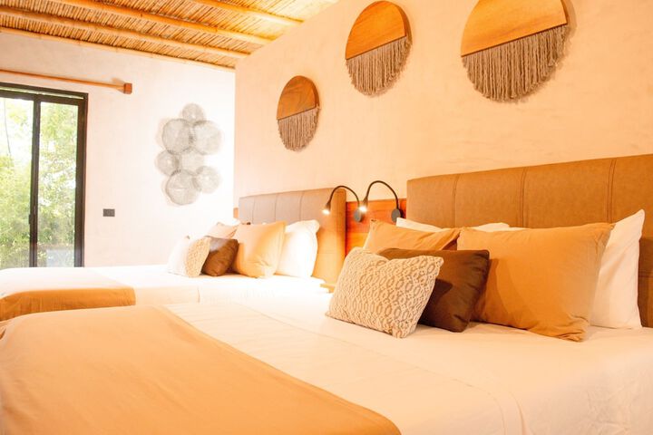 Room 6 of 26