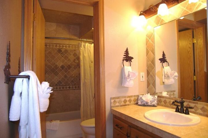 Room 14 of 25