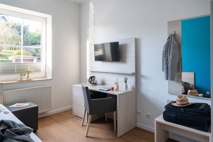 Room 32 of 105