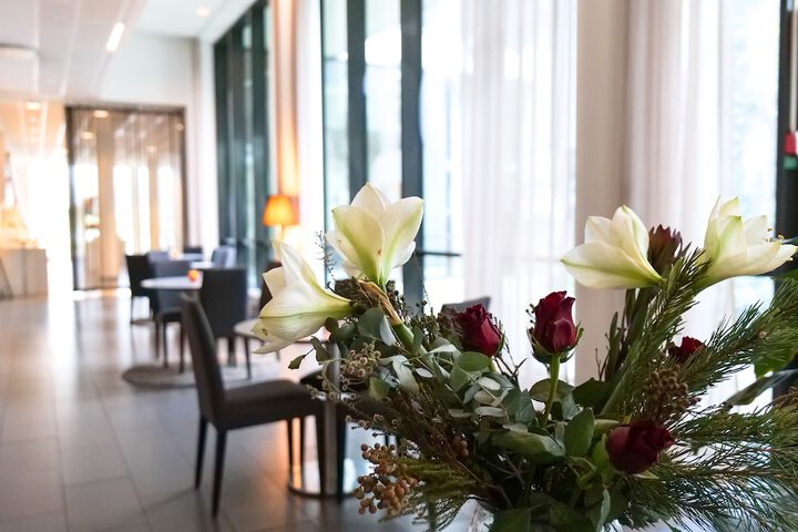 Entrance & Lobby