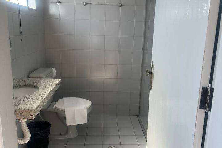 Room 17 of 31