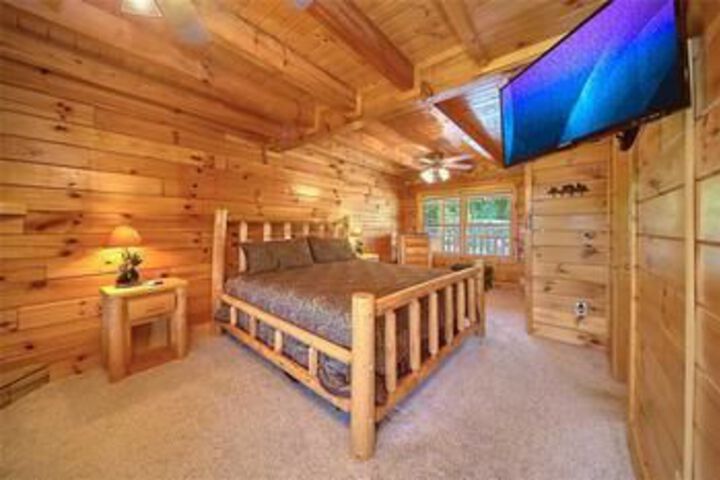 Room 9 of 27