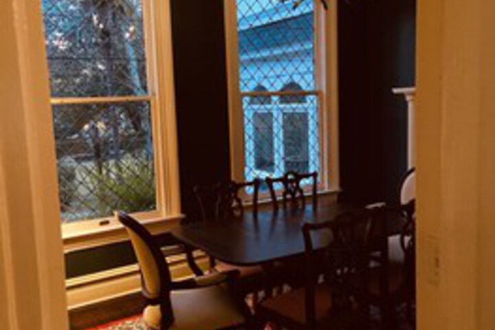 Dining 80 of 130