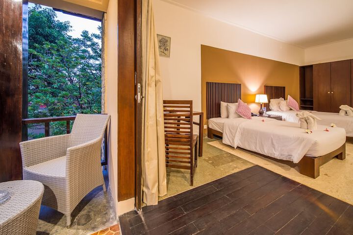 Room 44 of 111