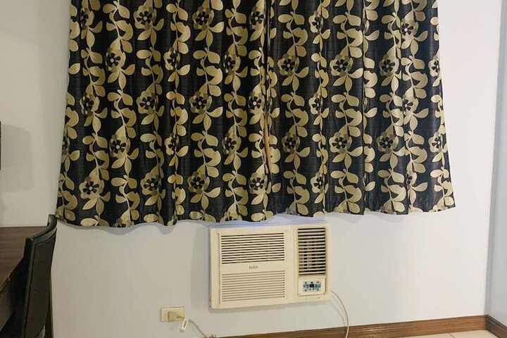 Room 18 of 80