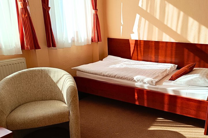 Room 20 of 90