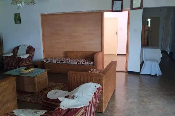Room 10 of 19