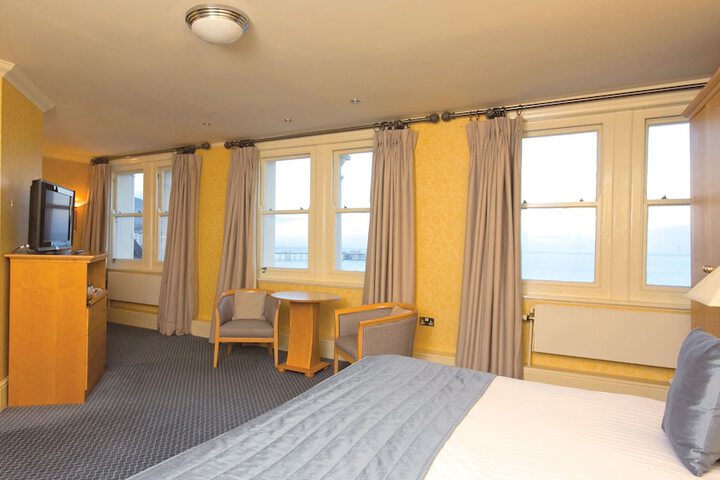 Room 22 of 110