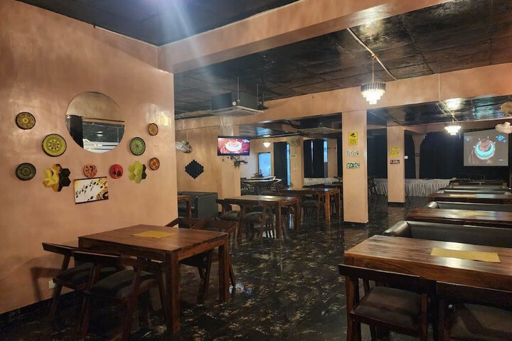 Dining 151 of 181