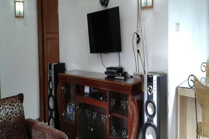 Room 9 of 25