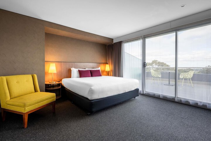 Room 48 of 107