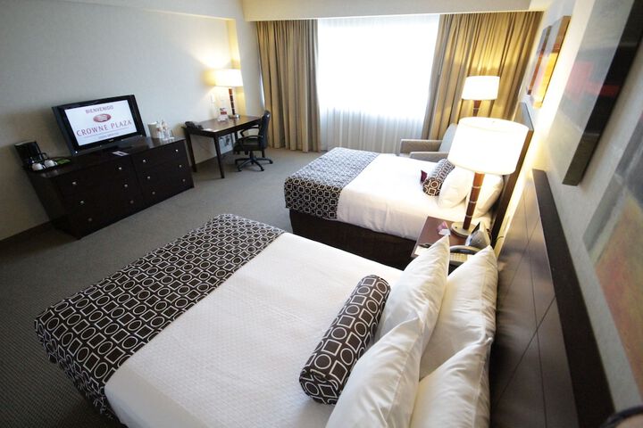 Room 3 of 175
