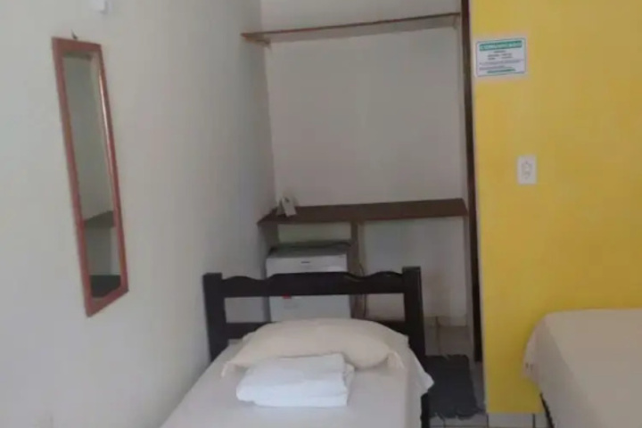 Room 2 of 4
