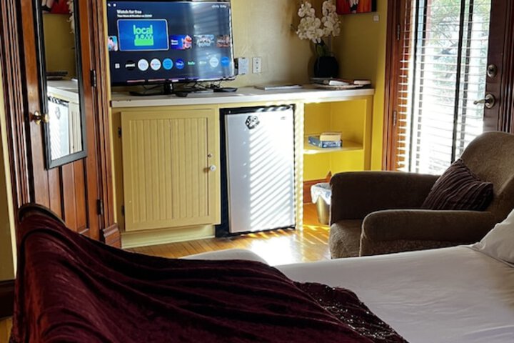 Room 49 of 105
