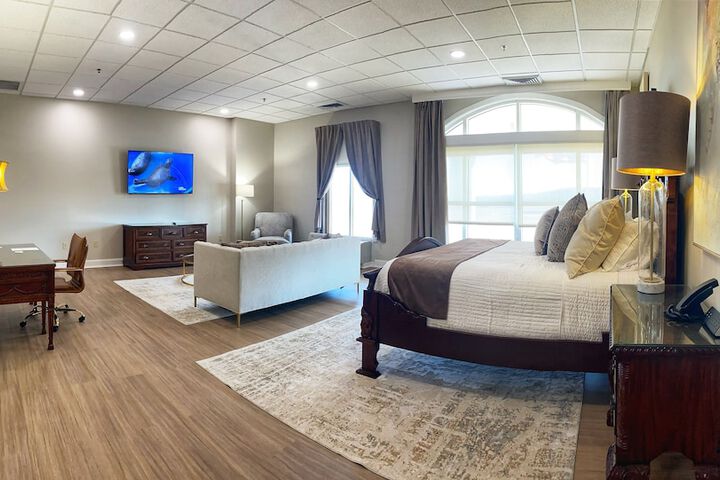 Room 14 of 24