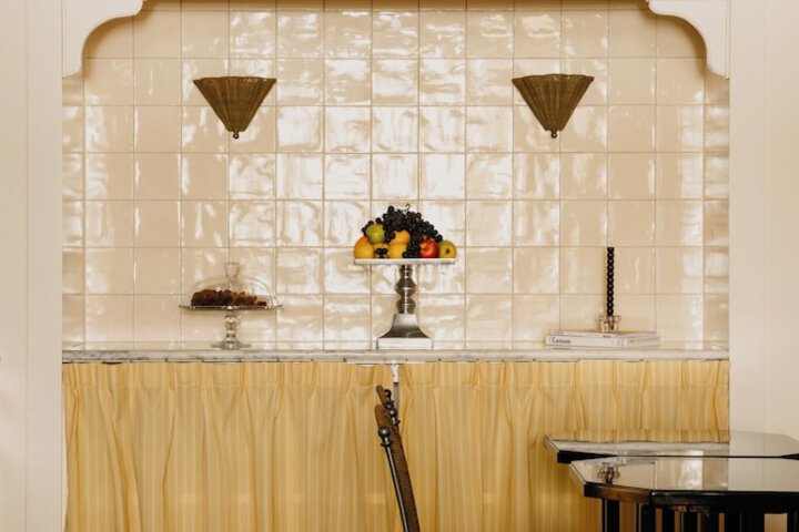 Dining 87 of 103