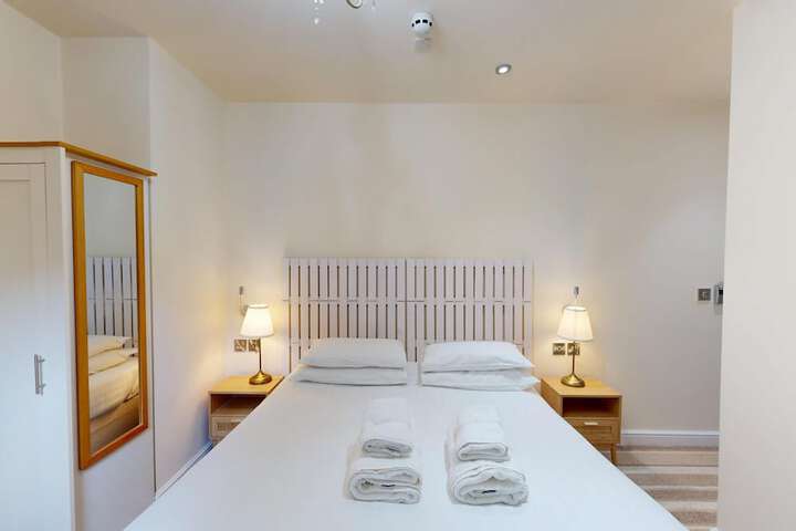 Room 15 of 92