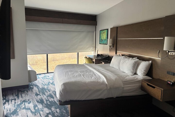 Room 30 of 87
