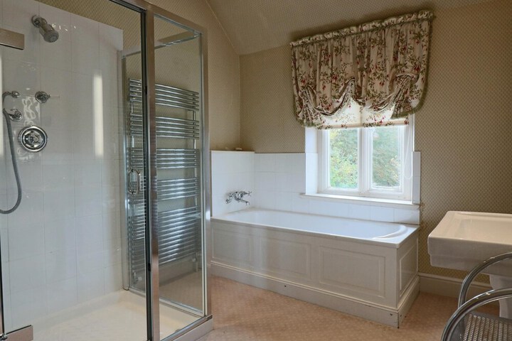 Bath Interior