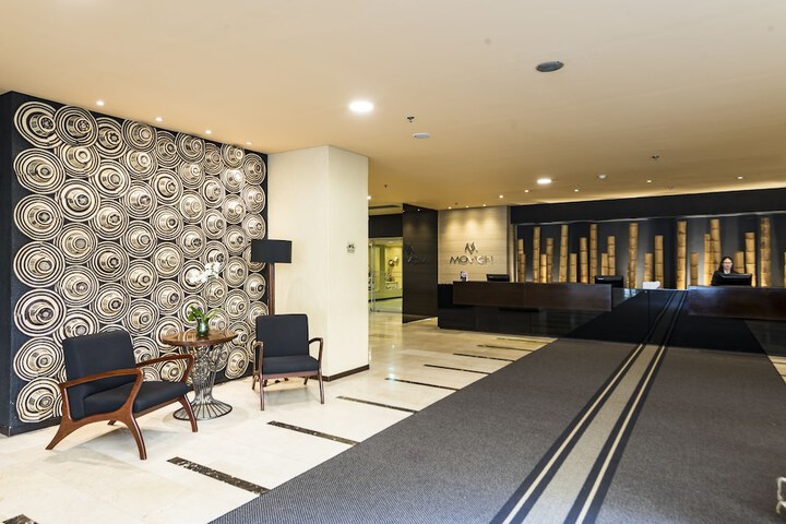Entrance & Lobby