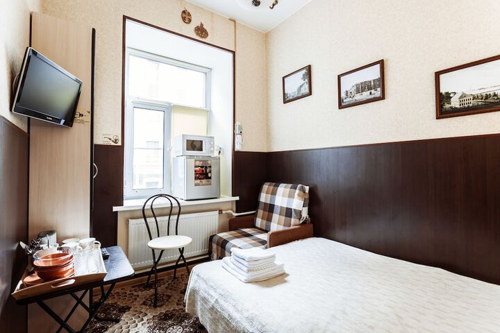 Room 6 of 56