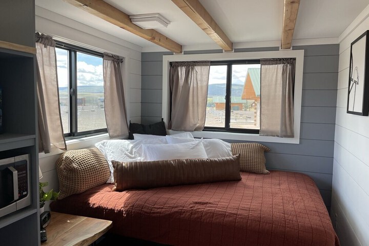 Room 43 of 103