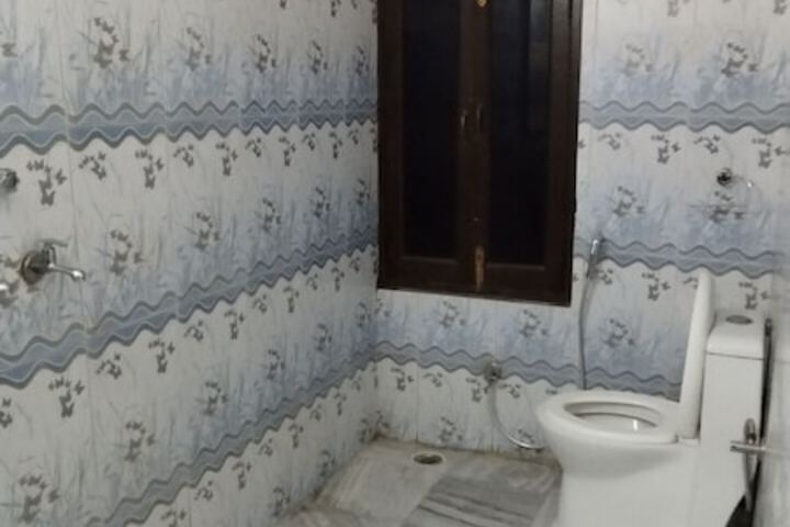 Room 29 of 37