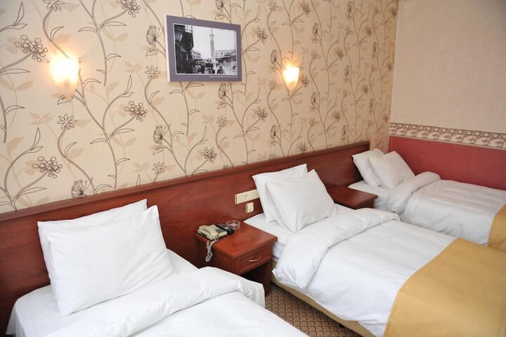 Room 21 of 46