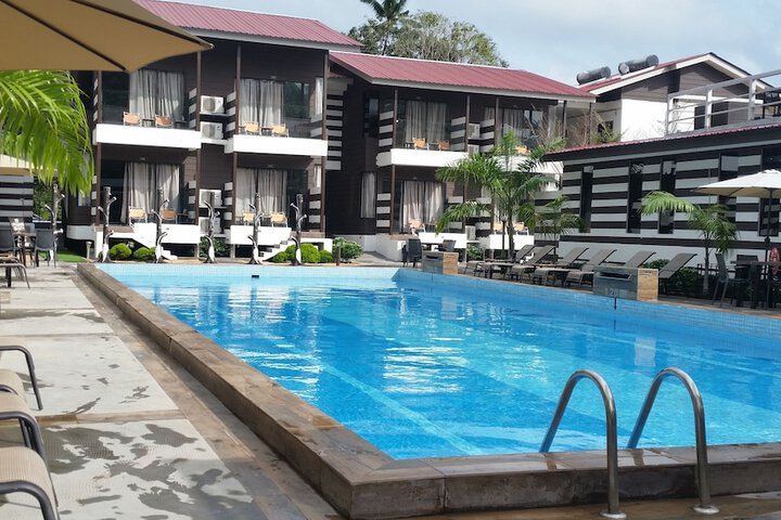 Pool 92 of 147