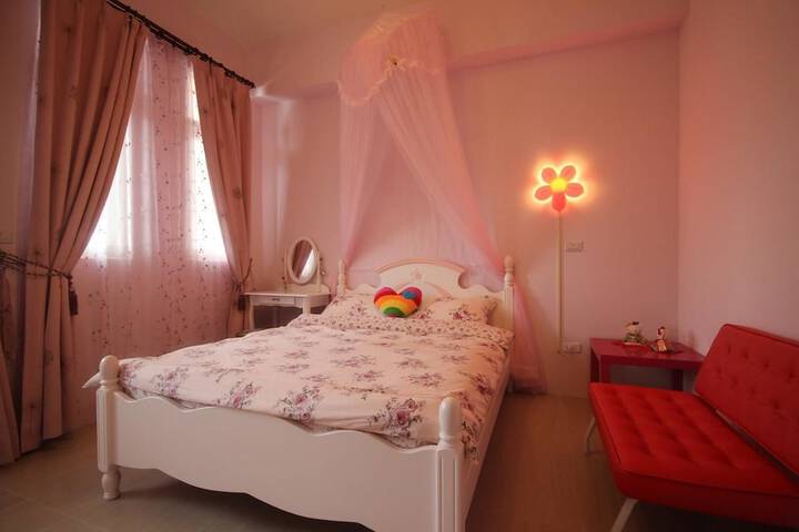 Room 9 of 69