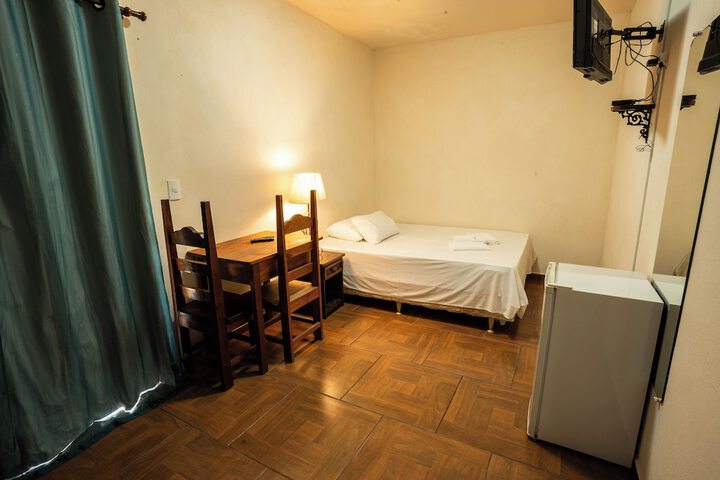 Room 60 of 147