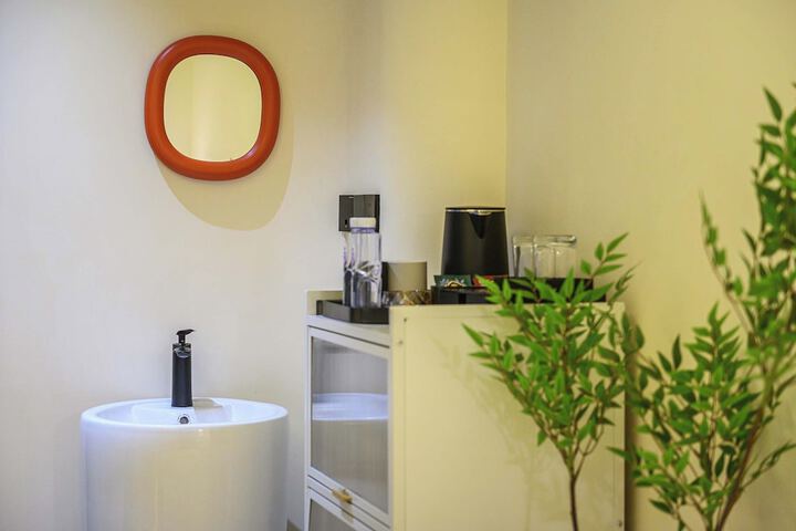 Room 89 of 112