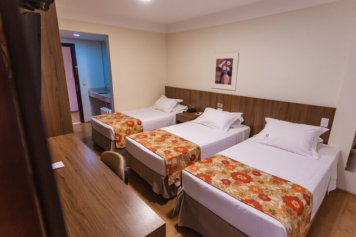 Room 56 of 119