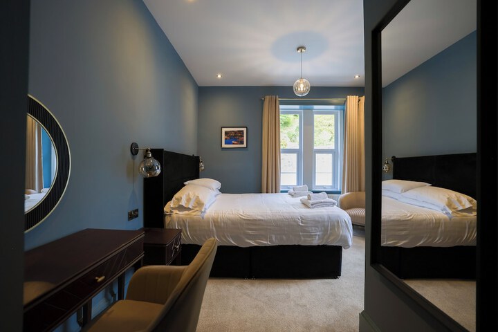 Room 44 of 111