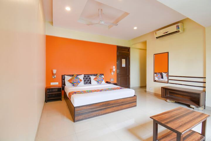 Room 14 of 24