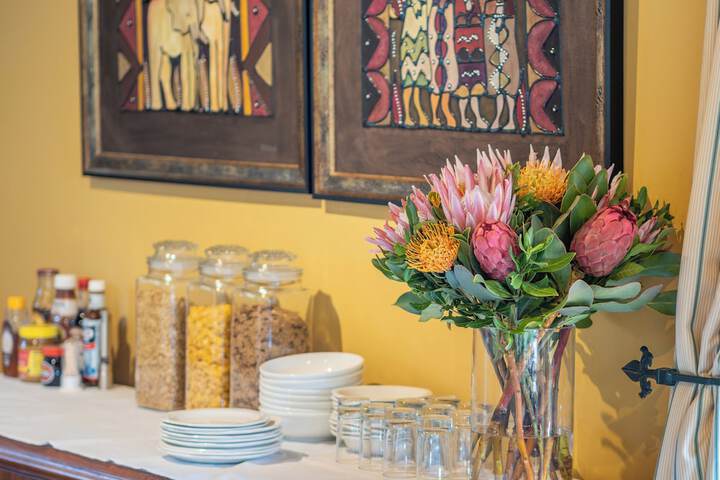 Dining Photos