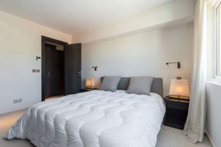 Room 12 of 31