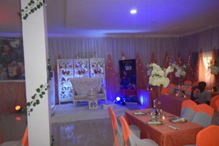 Ballroom/Hall 2 of 34