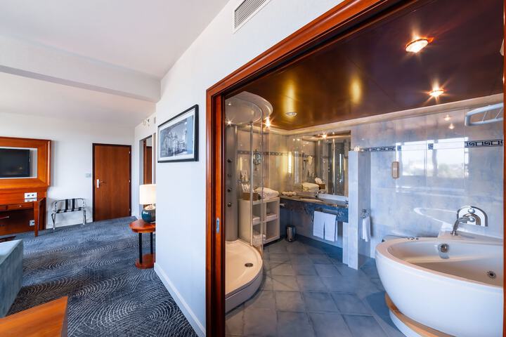 Bathroom Interior Photo