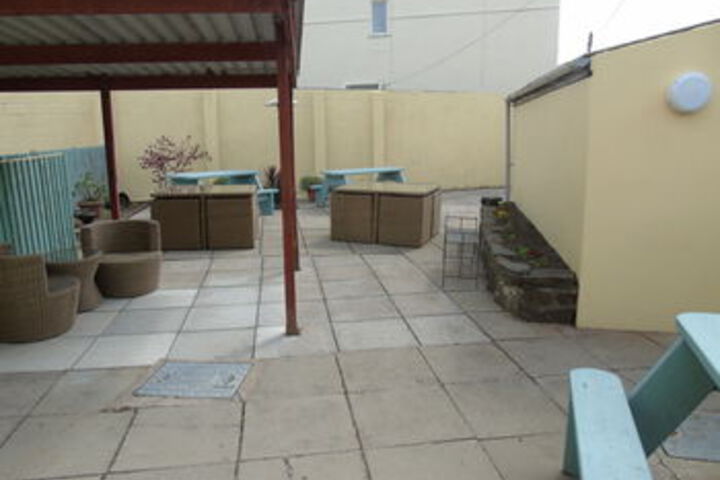 Hotel Exterior 10 of 31