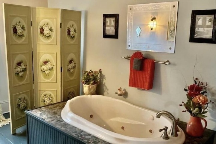 Bath Interior