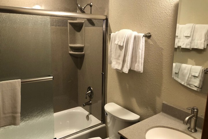 Room 29 of 49