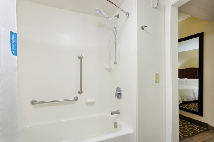 Bathroom shower