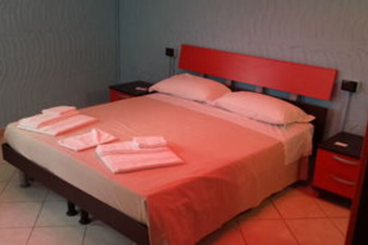 Room 29 of 48