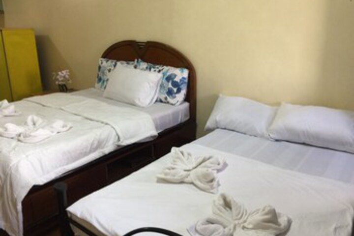 Room 82 of 103