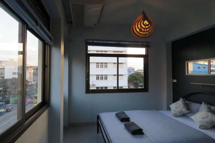 Room 7 of 50