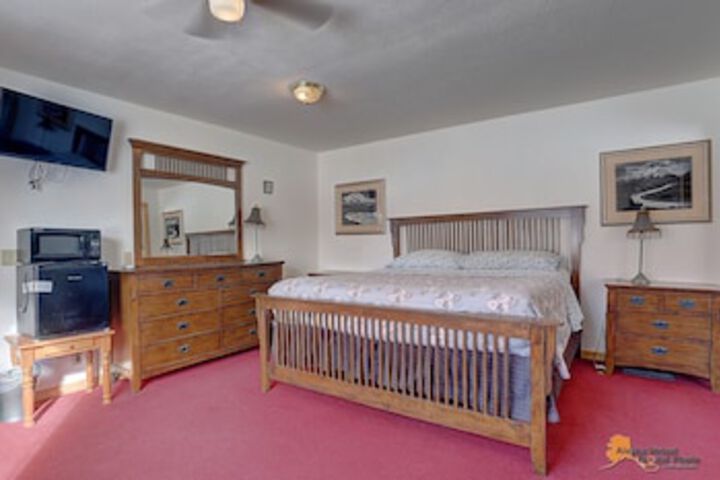 Room 34 of 117
