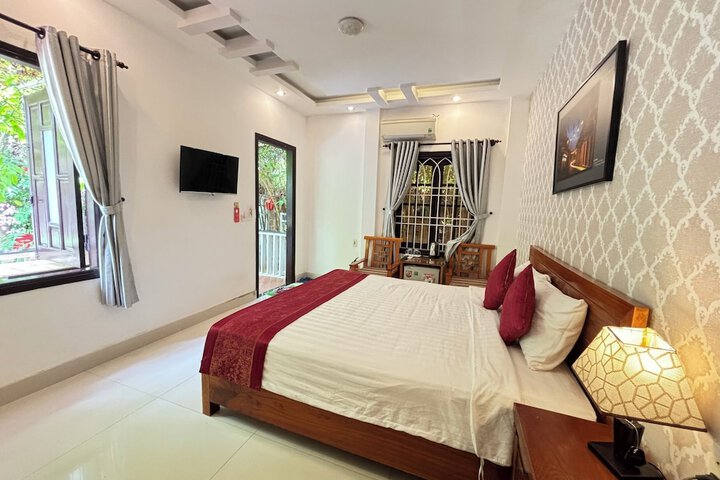Room 29 of 53