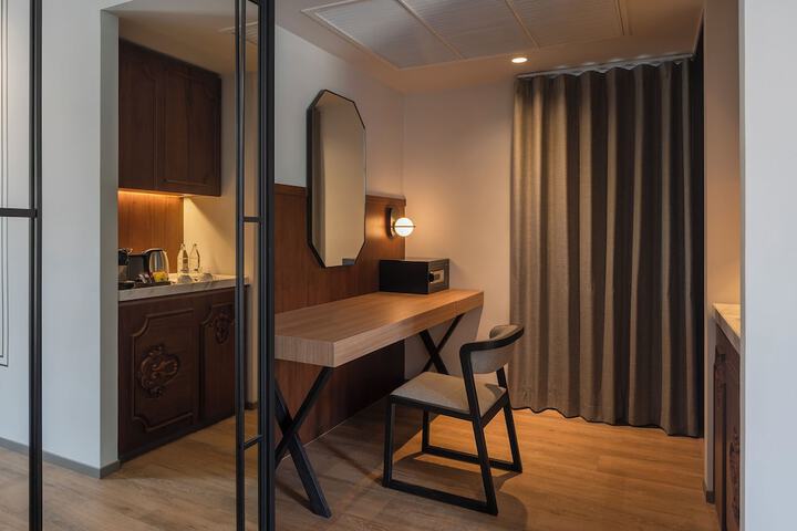 Room 21 of 95