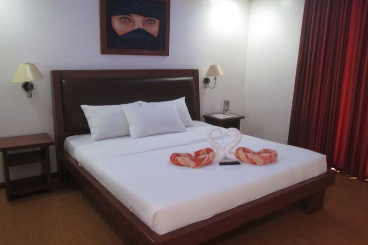 Room 8 of 47